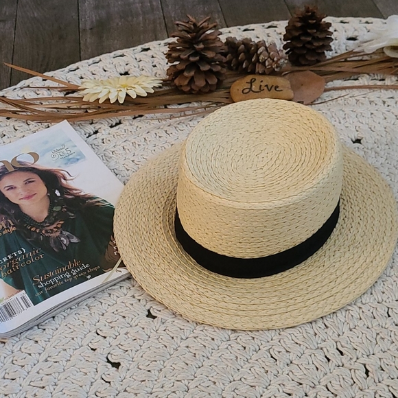 SUMMER CREME AND BLACK HAT.BO HO CHIC - Picture 12 of 16